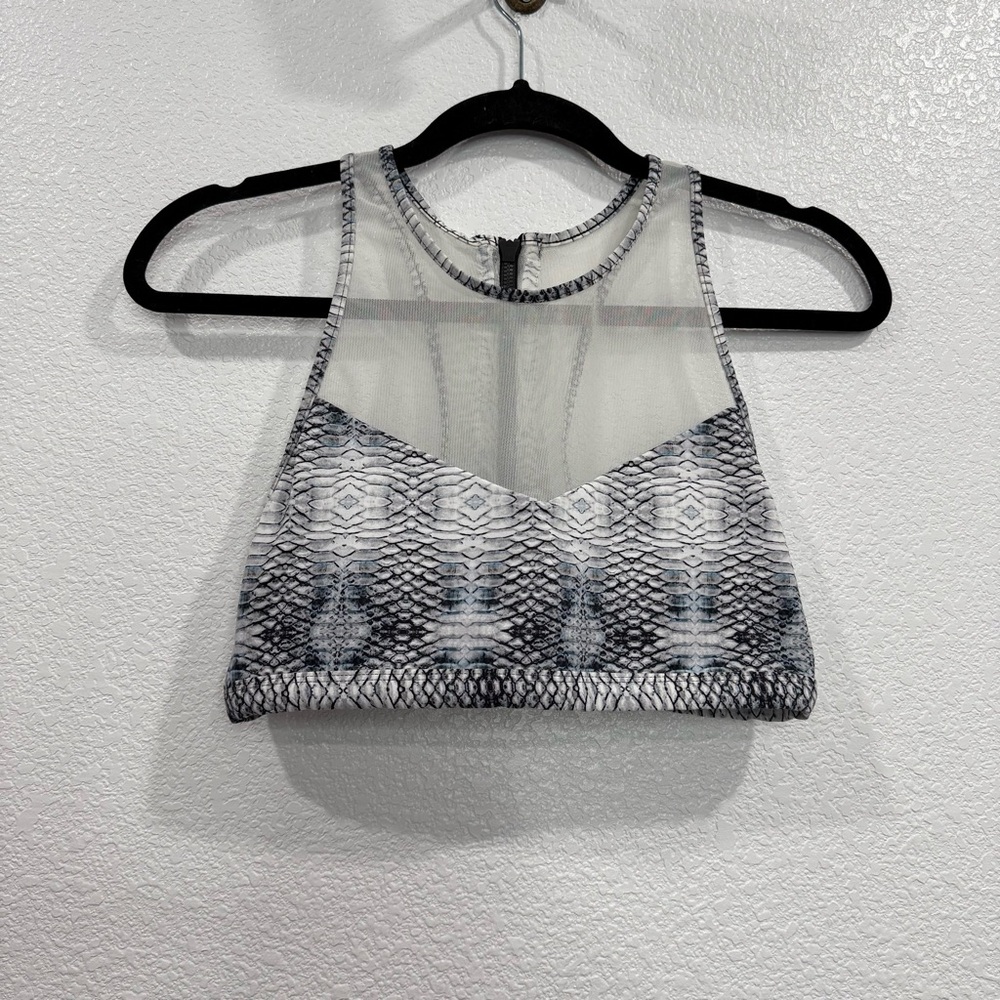 VARLEY Snake Dee Crop Top High Neck Mesh Zippered Sports Bra Black White Medium